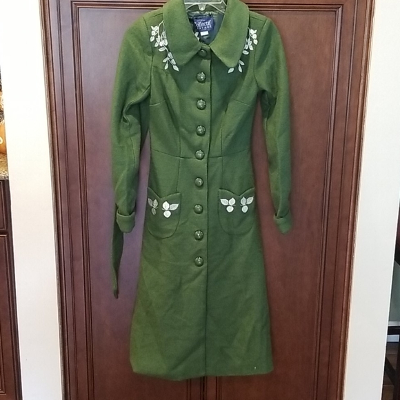 Collectif Jackets & Blazers - Green Embroidered Women's Coat
